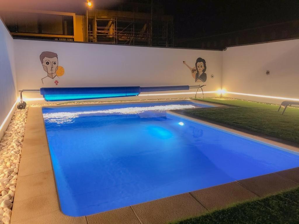 Iconik Design Apartments Aveiro Luaran gambar