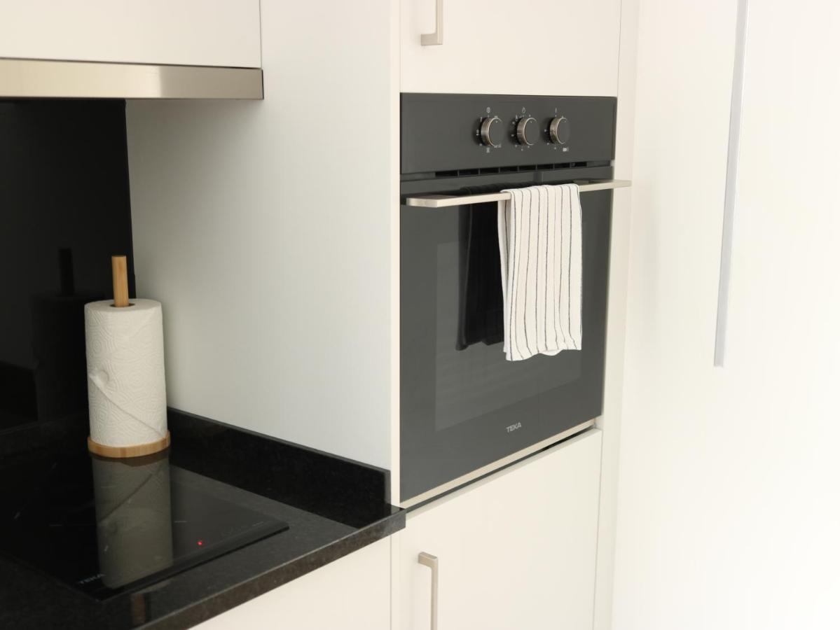 Iconik Design Apartments Aveiro Luaran gambar