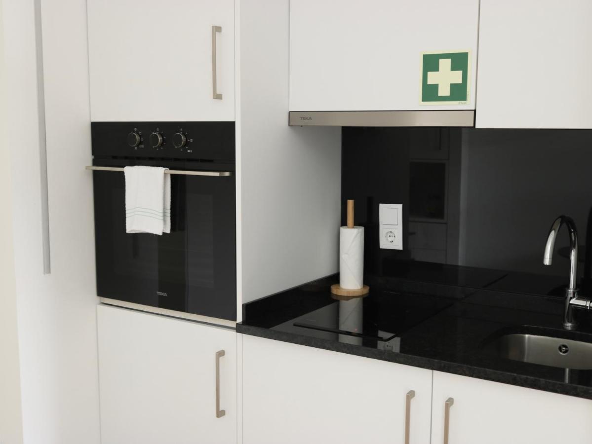 Iconik Design Apartments Aveiro Luaran gambar